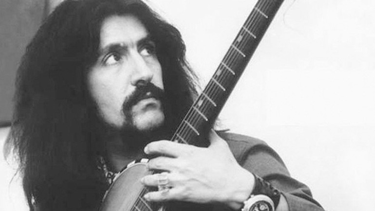 Zamansız şarkıların unutulmayan isimleri Kampüste Bu şarkılar kalbimizde yaşıyor