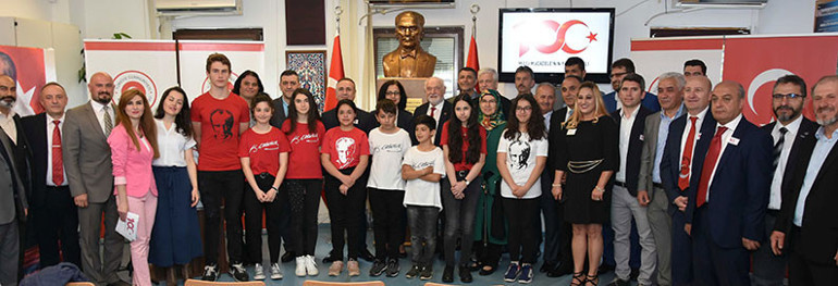 Avrupa’da 100. yıl coşkusu: 21‘inci yüzyılın da en büyük lideri