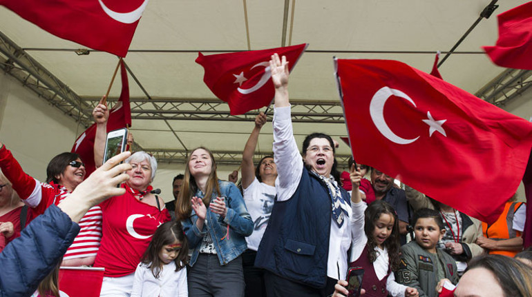 Avrupa’da 100. yıl coşkusu: 21‘inci yüzyılın da en büyük lideri