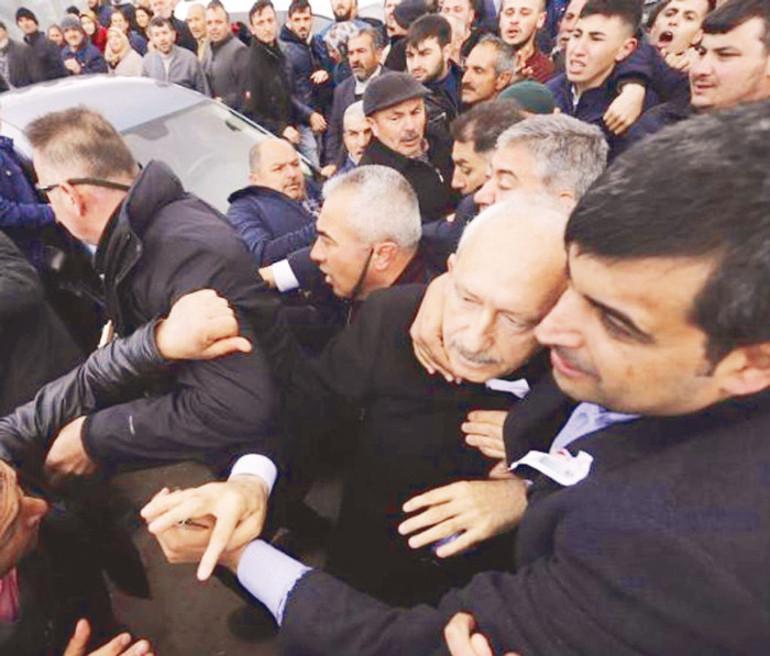 Ben de tarihe ‘Yetmez ama evetçi’ olarak mı kalırım