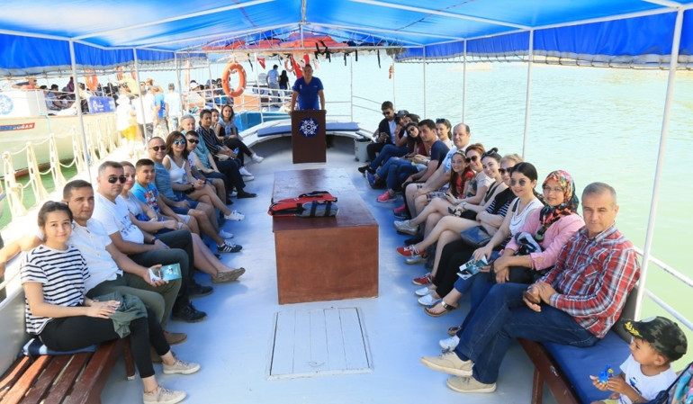 Arapapıştı Kanyonu’na ziyaretçi akını