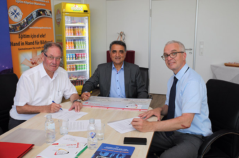 Meslek, eğitim, demokrasi ve uyum işbirliği