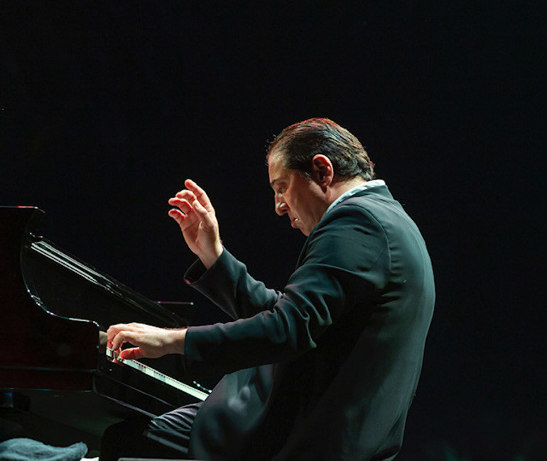 Fazıl Say Akra Cazda seyirciyle buluştu...