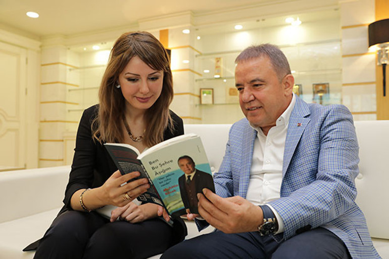 SİNEMAYA HAYRAN TÜRKÜLERE TUTKUN