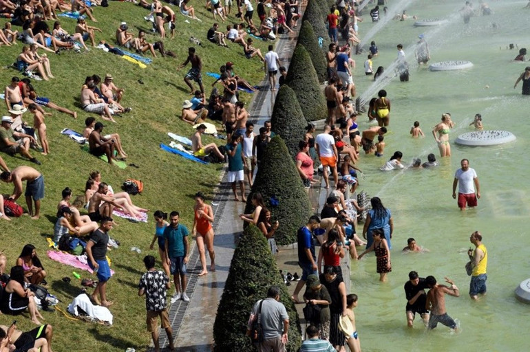 Avrupa sıcak hava dalgasının etkisinde