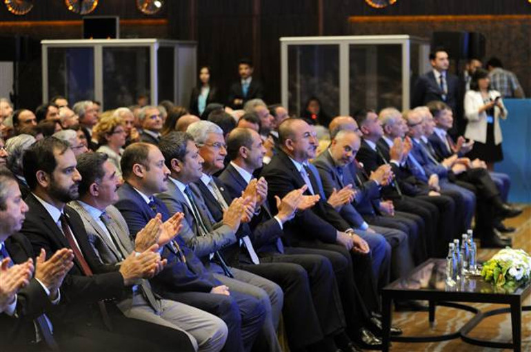 Son dakika... Bakan Çavuşoğlundan önemli açıklamalar