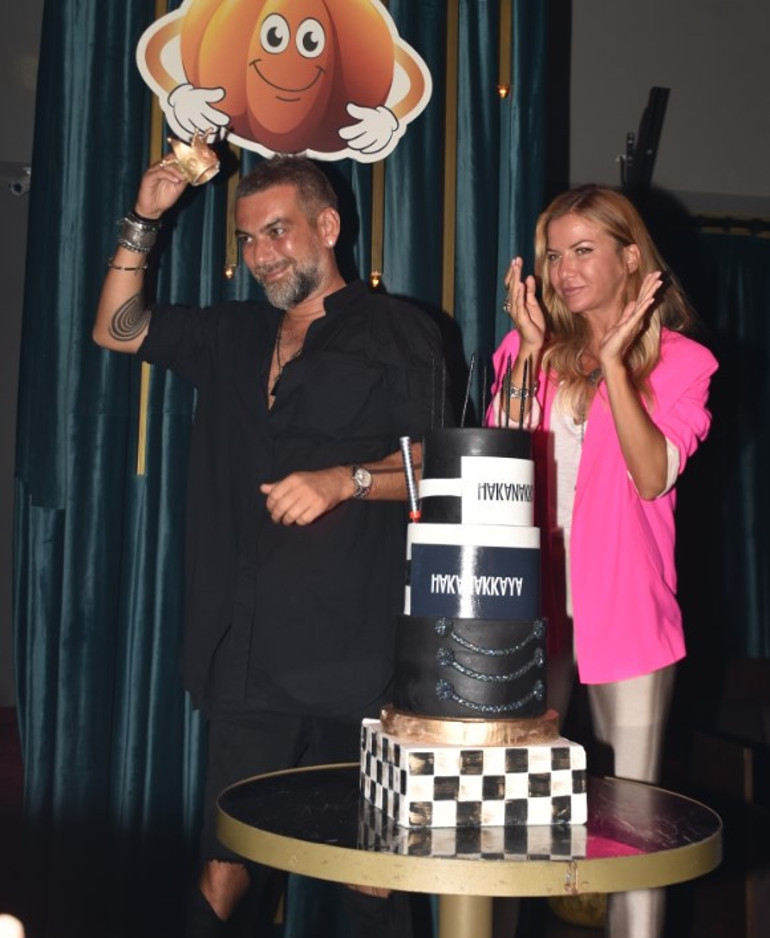 Akkaya’ya sürpriz parti