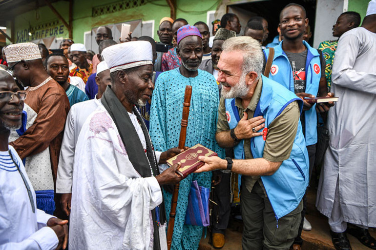 Fildişi’ne kardeş eli