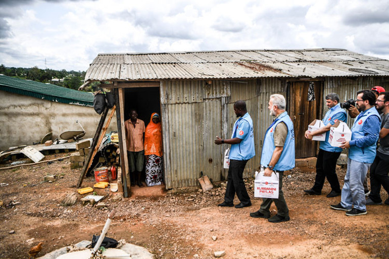 Fildişi’ne kardeş eli