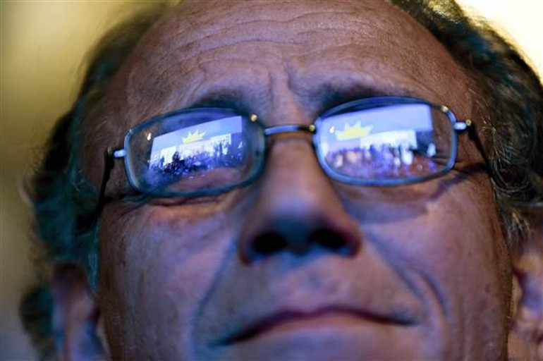 Arjantin’de ön seçimlerin galibi Alberto Fernandez “mutluluk” sözü verdi