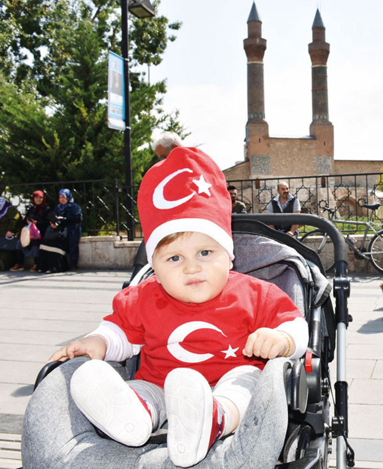 İstiklal ve istikbalin zafer coşkusu