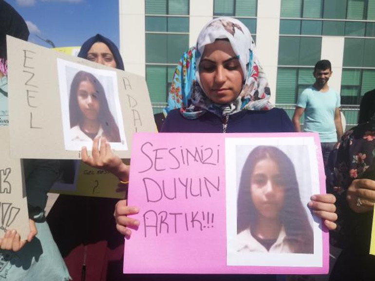 Minik Ezelin yardım çığlığı: Yürümek istiyorum, gezmek istiyorum...