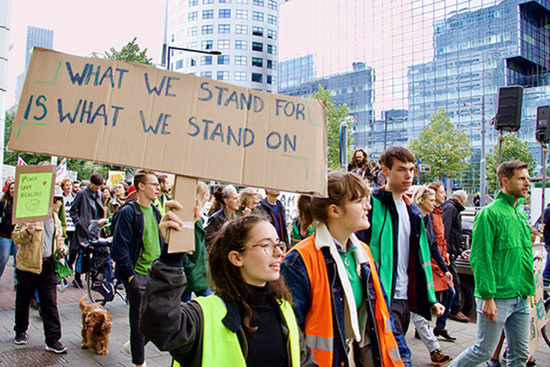 Rotterdam Limanı’nda iklim protestosu