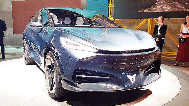 Onların işi yıldız yaratmak