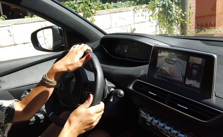 Süslü Fransız “Peugeot 3008”