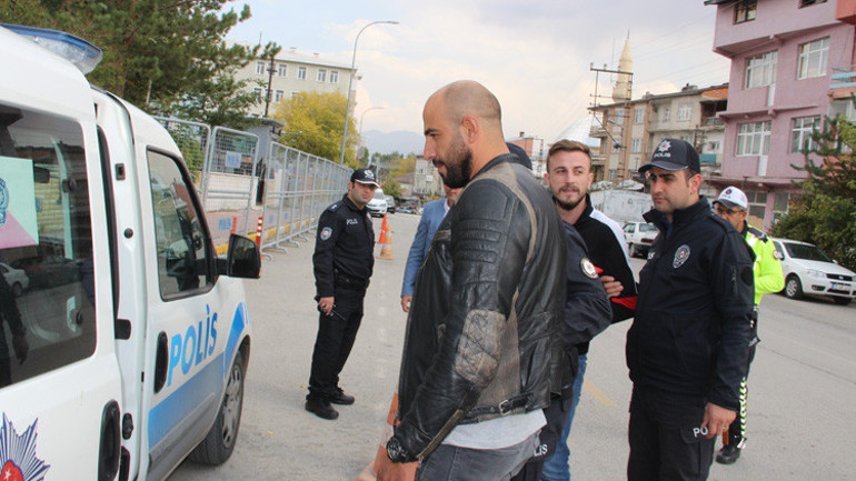 Lüks araçla drift attılar Polis incelemeye aldı, rekor ceza kesildi