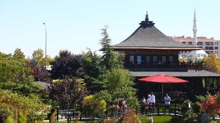 Bu park Japonyadaymış hissi uyandırıyor