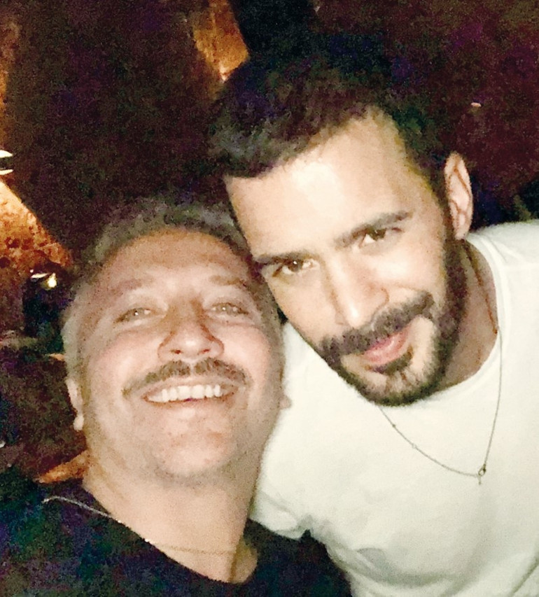 İki ünlünün ortak doğum günü partisinde