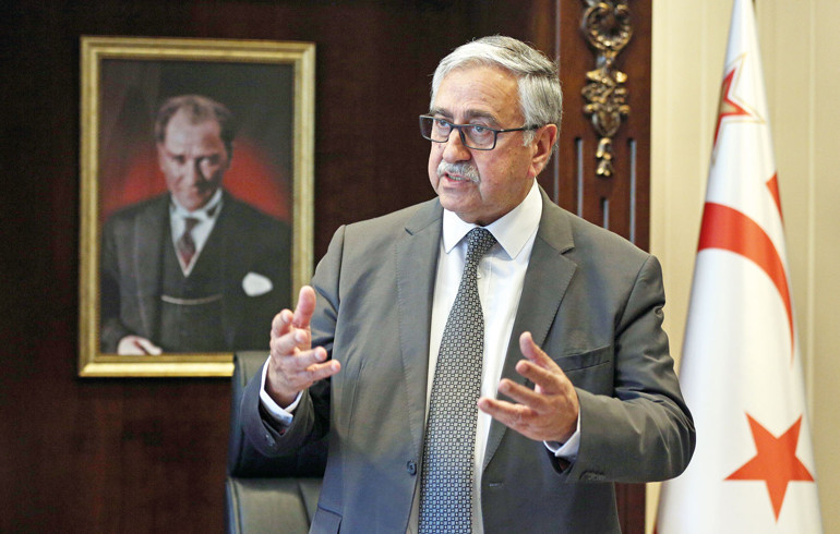 Denktaş yaşasaydı  Mustafa Akıncı’ya  nasıl saydırırdı