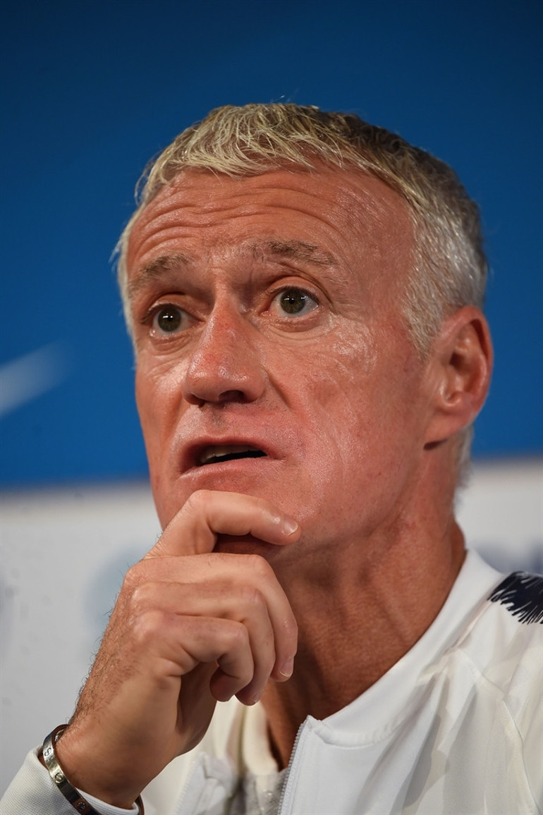 Deschampstan Mert Günoka övgü
