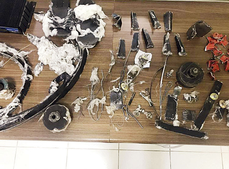 Pamuk çuvalından çıkanlar kaliteyi de makineyi de bozuyor