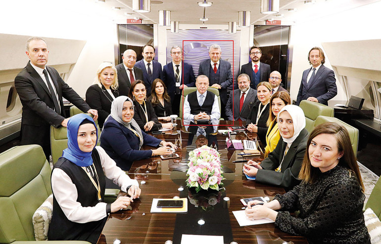 A330da en önemli soruyu bu kareden hangisi sordu