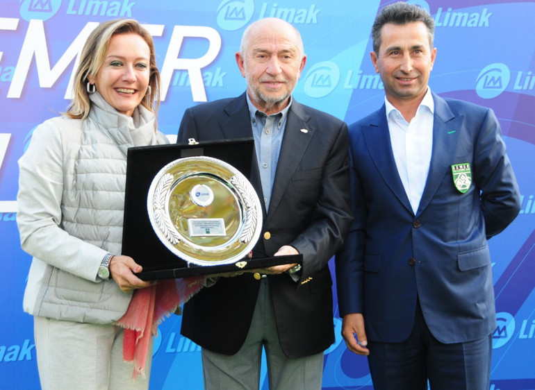 Golf tutkunlarının ödül heyecanı