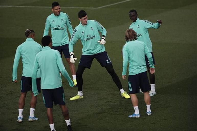 Real Madrid Galatasaray Şampiyonlar Ligi maçı bu akşam hangi kanalda, saat kaçta şifreli mi yayınlanacak