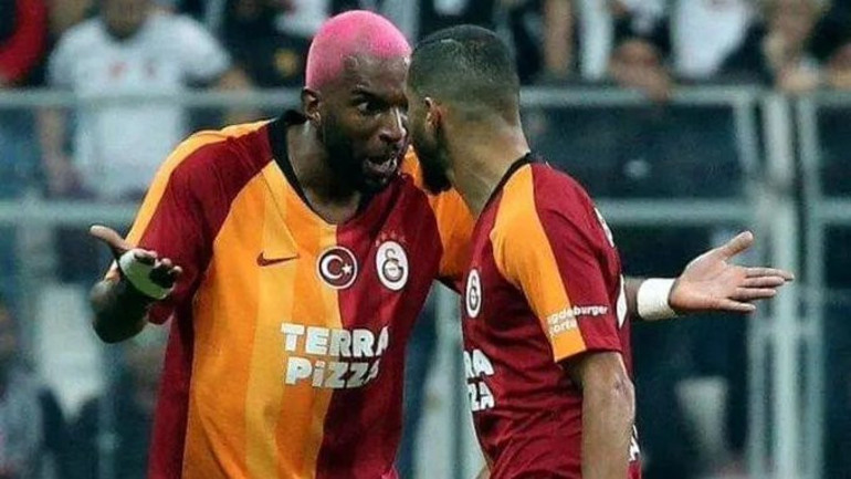 Galatasaray, Gaziantep deplasmanında Babel ve Belhanda ceza sınırında...