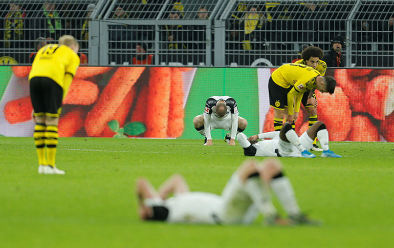 Favrenin kaderi iki maça bağlı