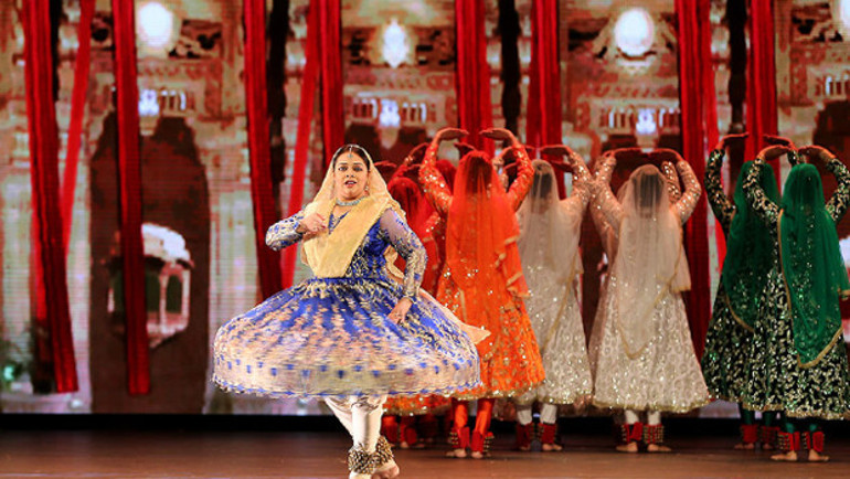 Beyond Bollywood müzikali İstanbulda