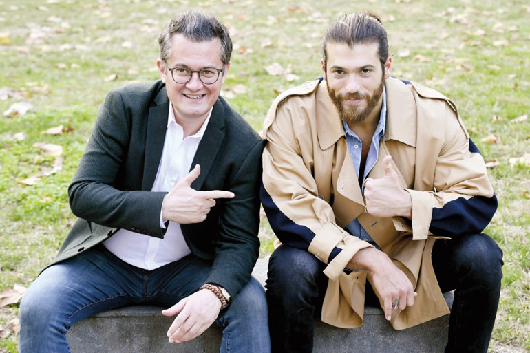 Can Yaman merak edilenleri anlattı: Demetle 20nci bölümde sevgili olduk