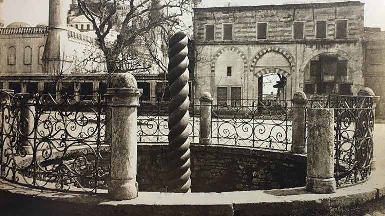 Troya’dan 73 bin 139 eseri çalan Schliemann Yılanlı Sütun’a göz dikmiş