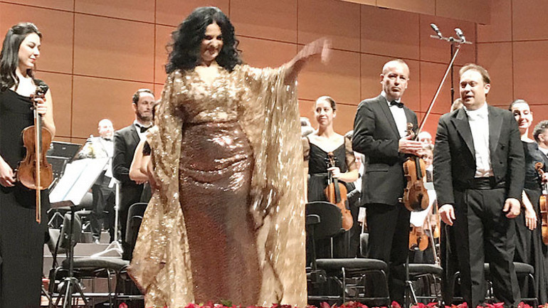 Bir orkestra şefinden konser dinleme dersi