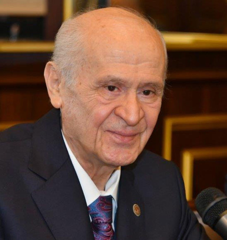 Son dakika haberleri... Bahçeliden siyasi ayak çağrısı: Hangi partide varsa çıkartın