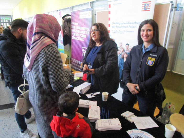 Eğitim fuarına büyük ilgi