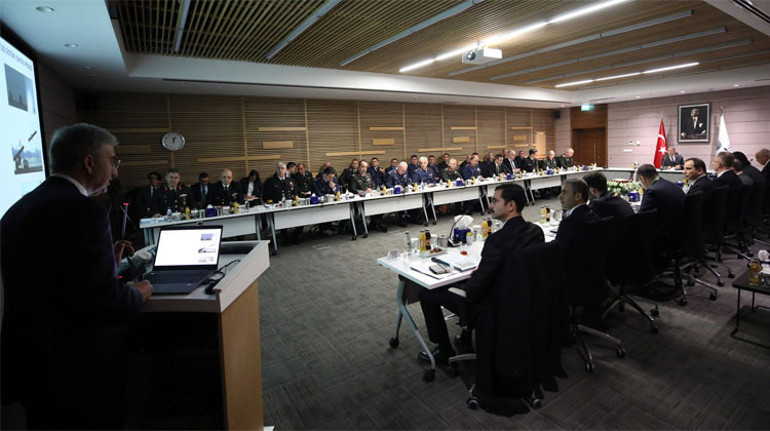 Son dakika... Bakan Akardan Yunanistana sert tepki: 16 adayı silahlandırıyor