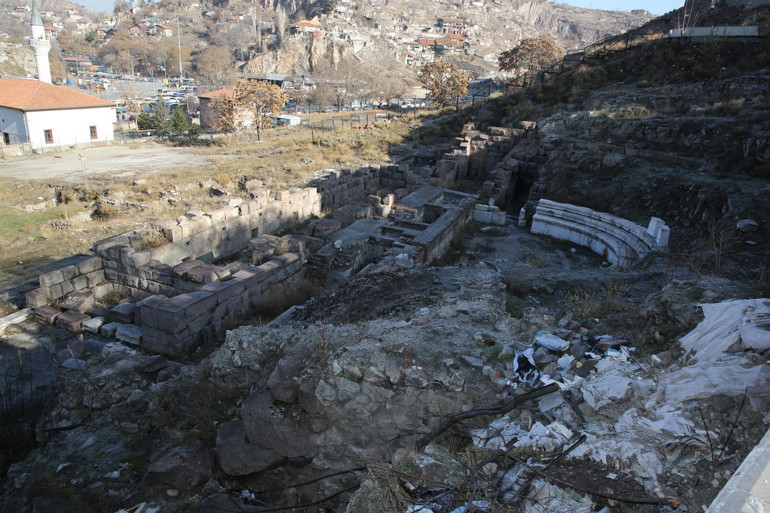 Tabela konulmayacak cepheler bozulmayacak
