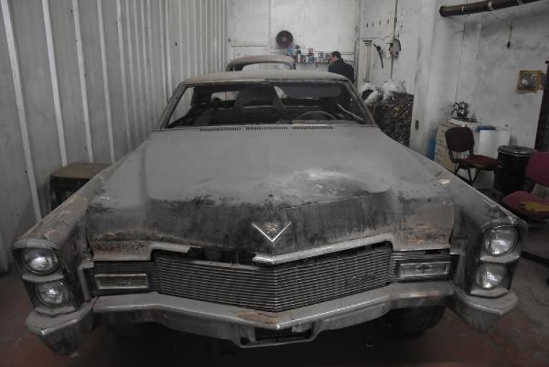 Müze açmak için araç topluyor