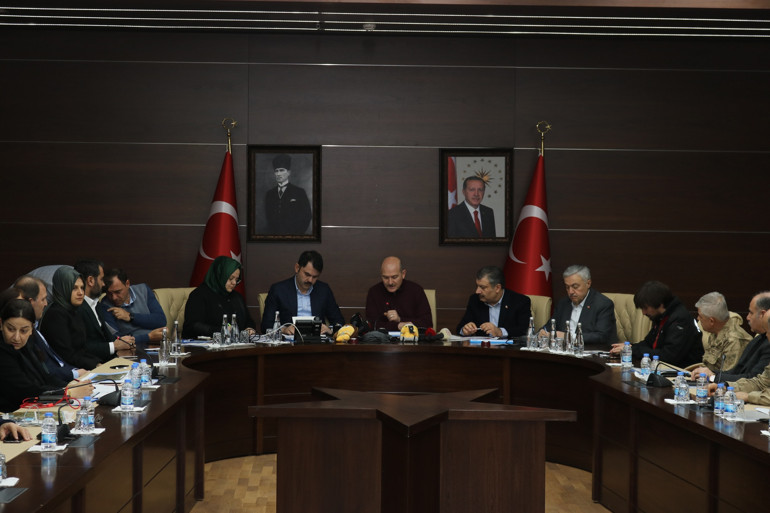 Bakan Soylu bu sözlerle anlattı: Sanki kıyamet orada kopmuş