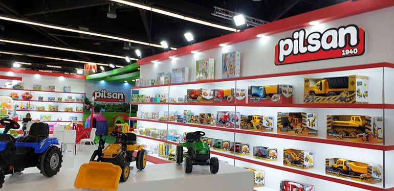 Koronavirüs gölgesinde oyuncak fuarı