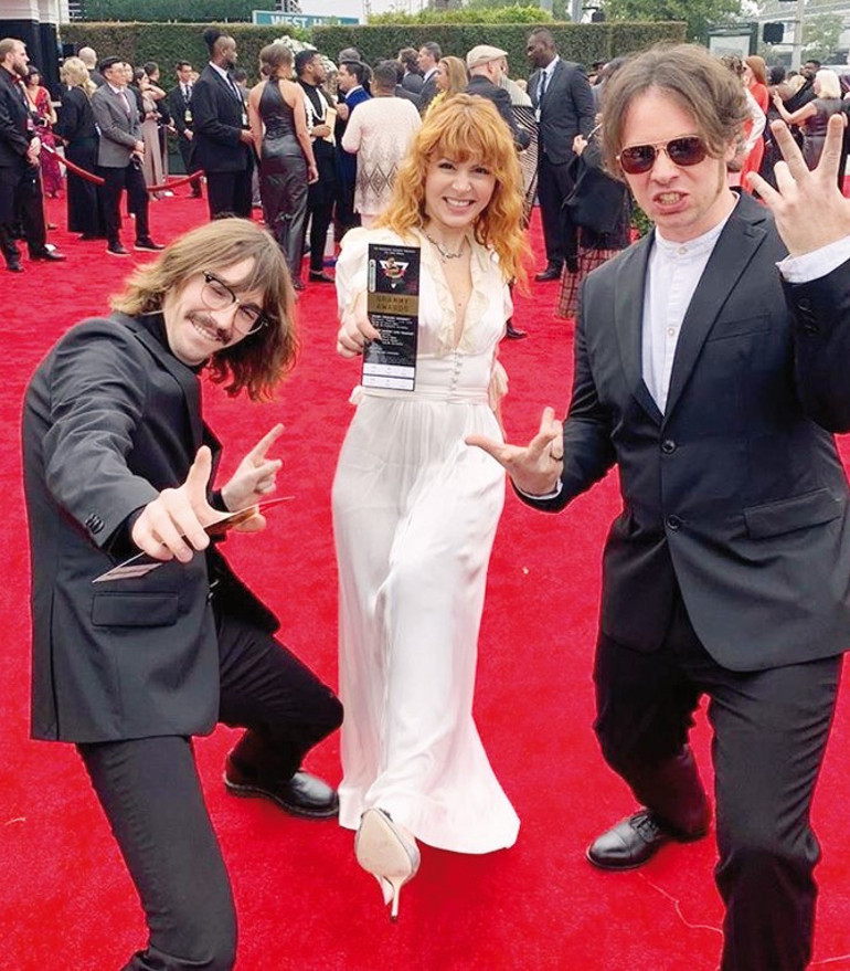 Akademi’nin bu müzikal mirası ve klasikleri tanıması güzel