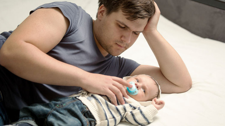 Finlandiya’da babalar da 7 ay ücretli doğum izni kullanabilecek