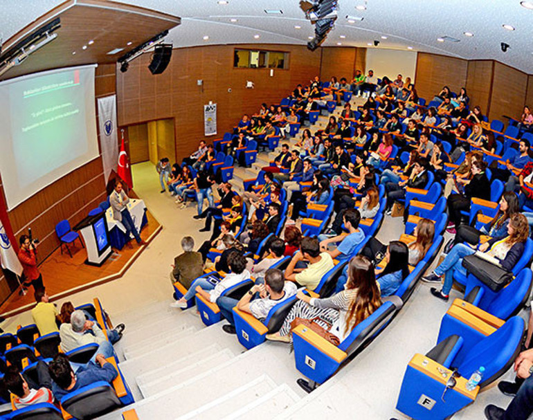 ‘Bilim’ temalı ‘Selçuk Yaşar Ödülü’ Çırağan’da sahibini bulacak