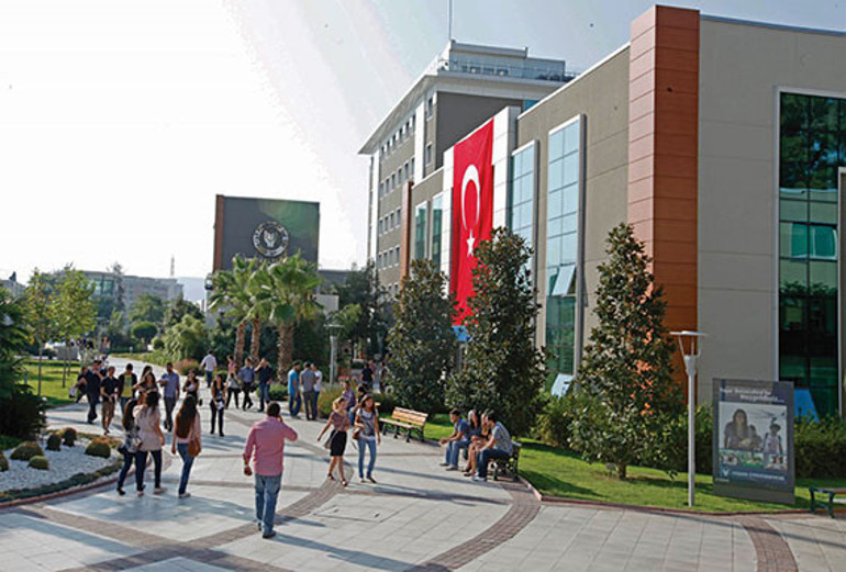 ‘Bilim’ temalı ‘Selçuk Yaşar Ödülü’ Çırağan’da sahibini bulacak