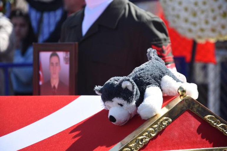 Şehit Uzman Onbaşı Muhammed Mustafa Ak son yolculuğuna uğurlandı