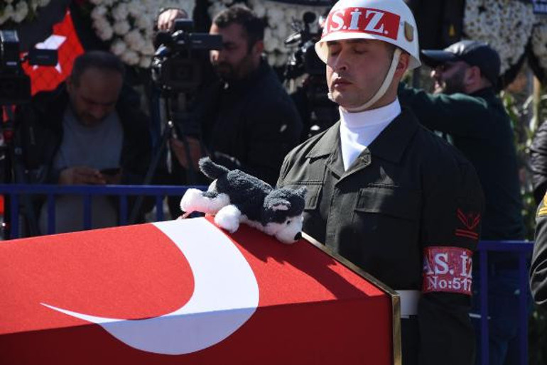 Şehit Uzman Onbaşı Muhammed Mustafa Ak son yolculuğuna uğurlandı