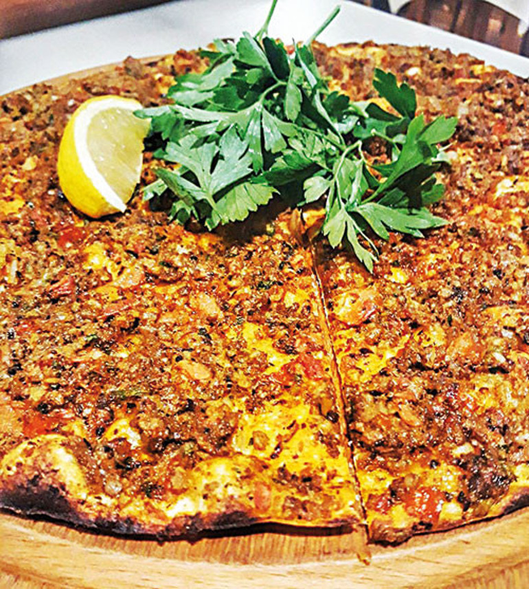 Lahmacun için tekrar giderim MAHİR LOKANTASI