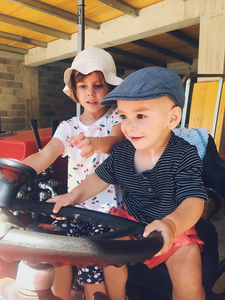 Dünyanın her yeri onların bahçesi