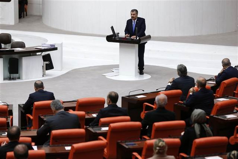 Son dakika haberleri... Sağlık Bakanı Kocadan Aytaç Yalman açıklaması Corona Virüsten hayatını kaybedenlerin sayısı 3e yükseldi